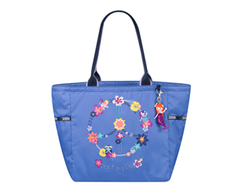 FASHION LeSportsac Disney Collection | NYLON JAPAN