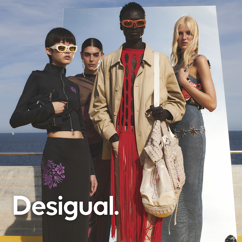 Desigualが2025年SSコレクションのファッションショー『Reflections』をバルセロナで開催！